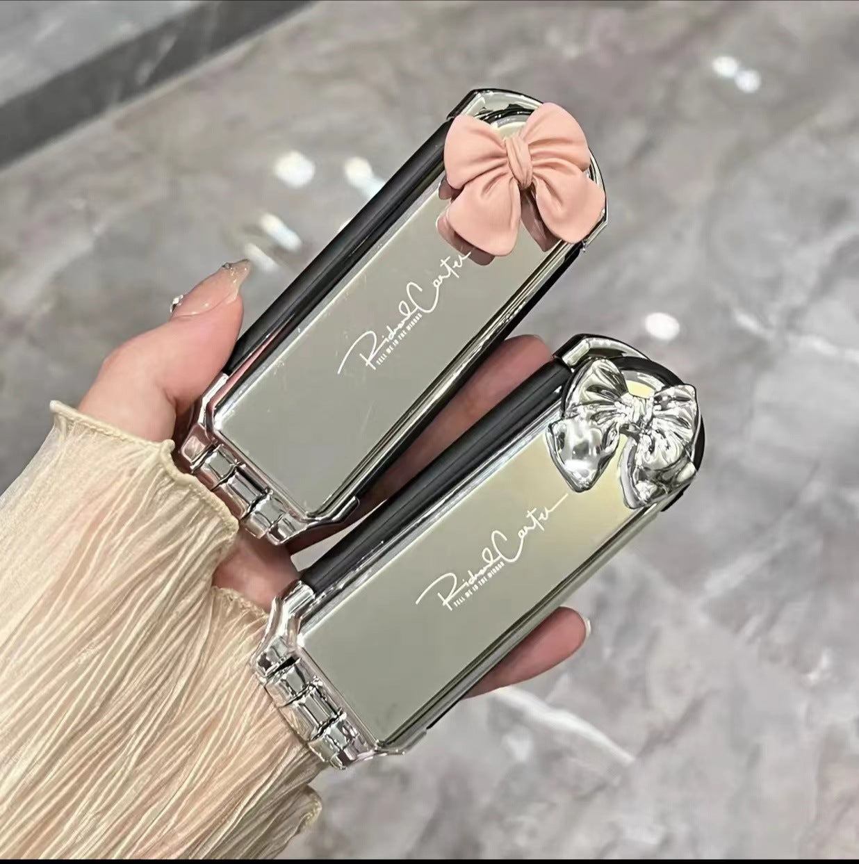 Cute Folding Household Simple Mini Lady Portable Dual-use Girl Student Detachable Air Cushion Press Air Bag Comb